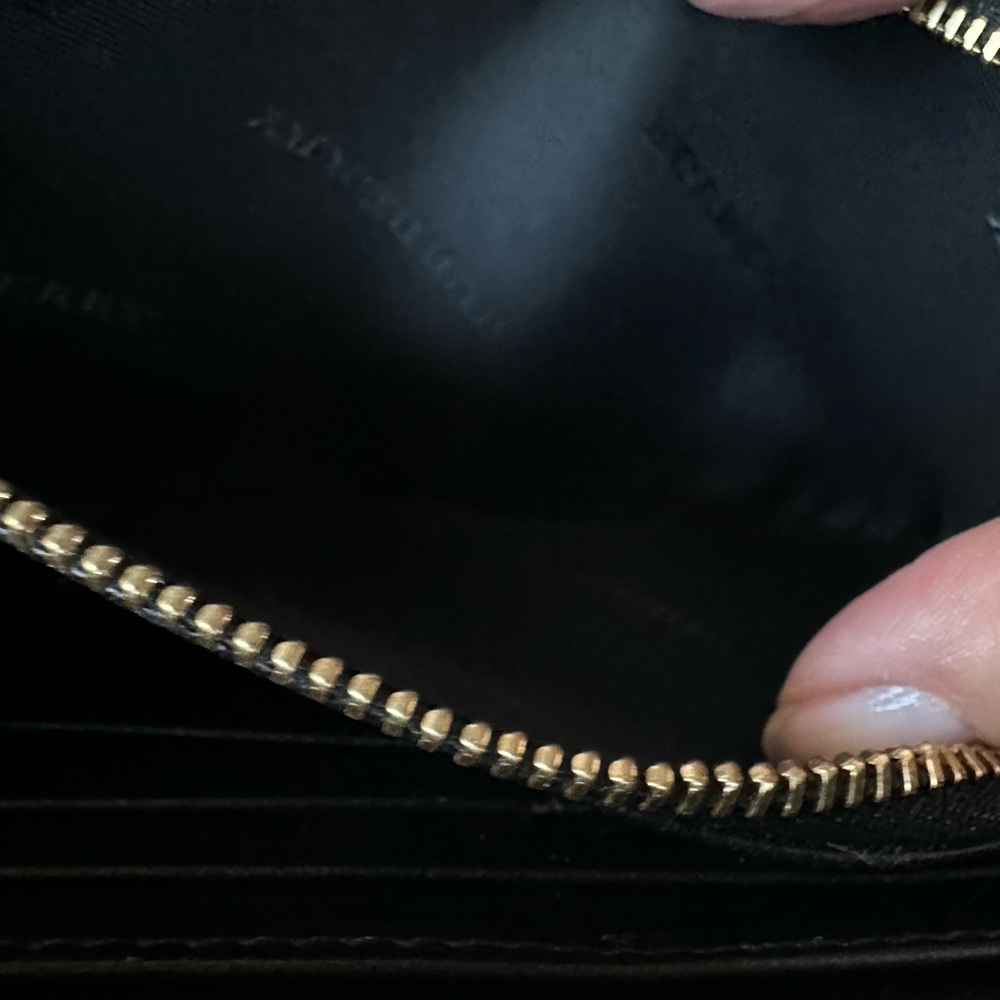 Burberry Wallet - Picture 8 of 9
